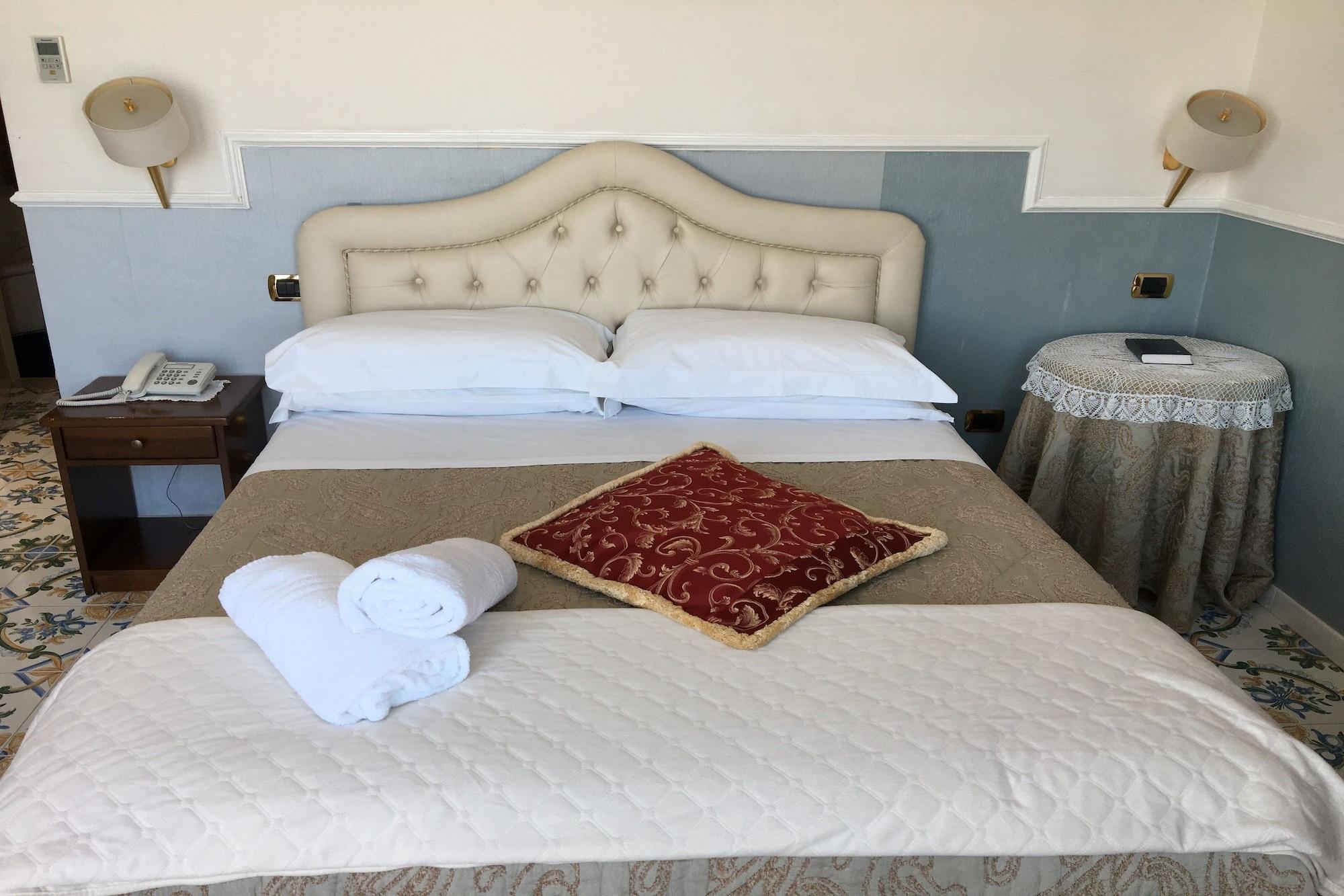 Experience Boutique Hotel - Villa Cimmino カステッランマーレ・ディ・スタービア エクステリア 写真